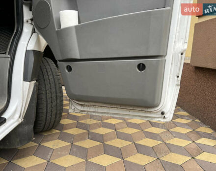 Белый Мерседес Sprinter, объемом двигателя 2.1 л и пробегом 303 тыс. км за 14999 $, фото 15 на Automoto.ua