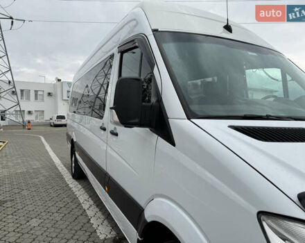 Белый Мерседес Sprinter, объемом двигателя 2.99 л и пробегом 500 тыс. км за 29999 $, фото 3 на Automoto.ua