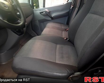 Белый Мерседес Sprinter, объемом двигателя 3 л и пробегом 500 тыс. км за 17900 $, фото 8 на Automoto.ua