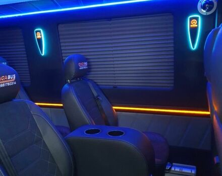 Белый Мерседес Sprinter, объемом двигателя 2.1 л и пробегом 330 тыс. км за 27500 $, фото 6 на Automoto.ua