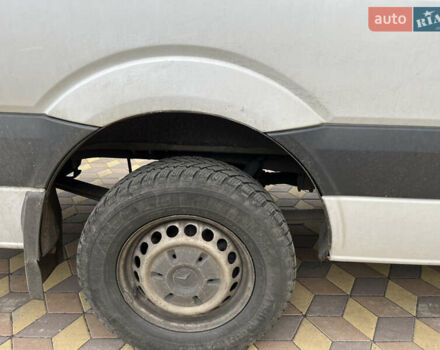 Белый Мерседес Sprinter, объемом двигателя 2.1 л и пробегом 303 тыс. км за 14999 $, фото 14 на Automoto.ua