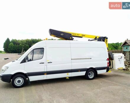 Белый Мерседес Sprinter, объемом двигателя 0 л и пробегом 174 тыс. км за 26550 $, фото 2 на Automoto.ua