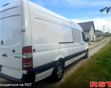 Белый Мерседес Sprinter, объемом двигателя 3 л и пробегом 500 тыс. км за 17900 $, фото 3 на Automoto.ua
