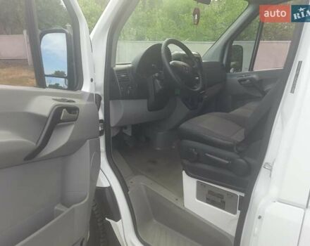 Белый Мерседес Sprinter, объемом двигателя 3 л и пробегом 500 тыс. км за 17900 $, фото 6 на Automoto.ua