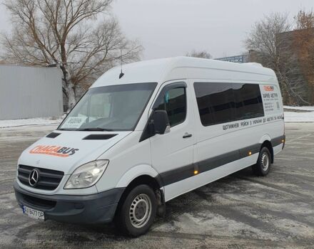 Белый Мерседес Sprinter, объемом двигателя 2.1 л и пробегом 330 тыс. км за 27500 $, фото 12 на Automoto.ua