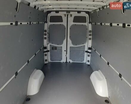 Белый Мерседес Sprinter, объемом двигателя 3 л и пробегом 500 тыс. км за 17900 $, фото 15 на Automoto.ua
