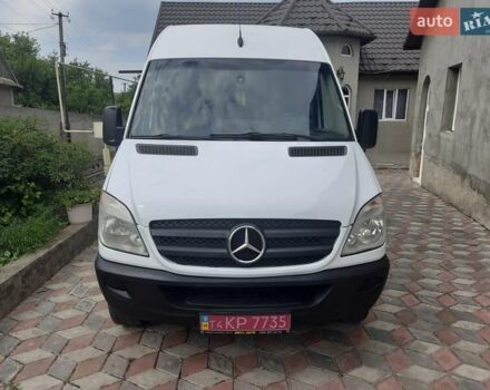 Белый Мерседес Sprinter, объемом двигателя 3 л и пробегом 380 тыс. км за 18500 $, фото 2 на Automoto.ua
