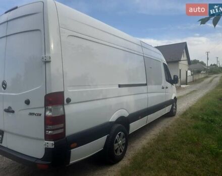 Белый Мерседес Sprinter, объемом двигателя 3 л и пробегом 500 тыс. км за 17900 $, фото 4 на Automoto.ua