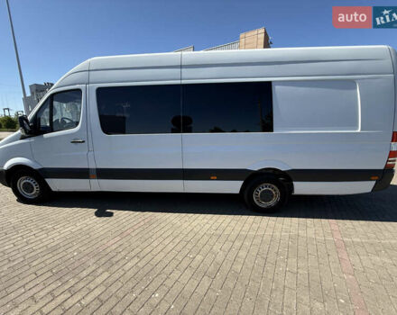 Белый Мерседес Sprinter, объемом двигателя 2.99 л и пробегом 324 тыс. км за 17500 $, фото 11 на Automoto.ua