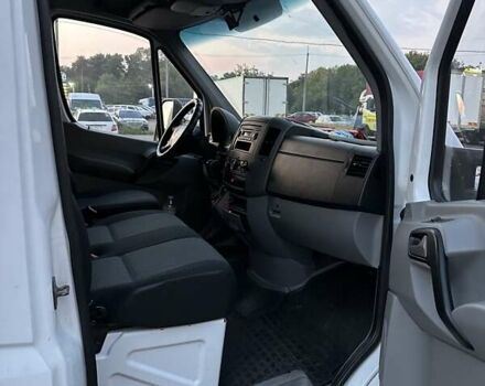 Белый Мерседес Sprinter, объемом двигателя 2.15 л и пробегом 530 тыс. км за 16500 $, фото 14 на Automoto.ua