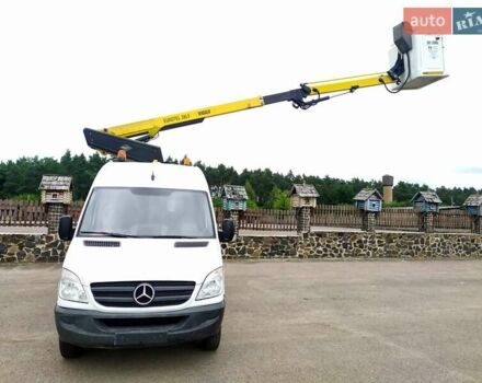 Белый Мерседес Sprinter, объемом двигателя 0 л и пробегом 174 тыс. км за 26550 $, фото 19 на Automoto.ua