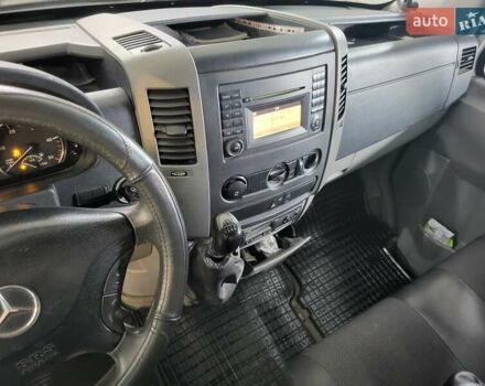 Белый Мерседес Sprinter, объемом двигателя 11.97 л и пробегом 140 тыс. км за 27500 $, фото 13 на Automoto.ua