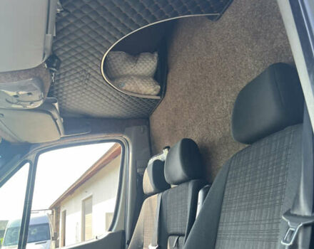 Белый Мерседес Sprinter, объемом двигателя 3 л и пробегом 403 тыс. км за 24300 $, фото 12 на Automoto.ua
