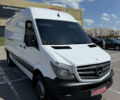 Белый Мерседес Sprinter, объемом двигателя 2.2 л и пробегом 270 тыс. км за 27500 $, фото 1 на Automoto.ua