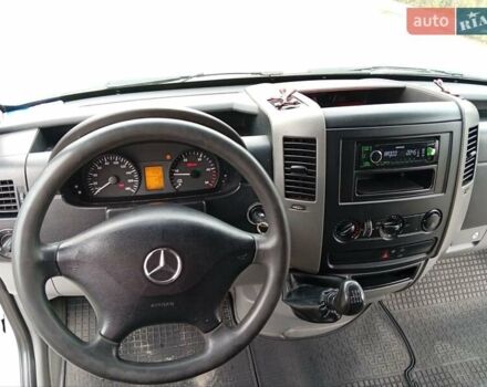 Мерседес Sprinter 2013 в Львове на Automoto.ua Белый Мерседес Sprinter, объемом двигателя 2.1 л и пробегом 304 тыс. км за 16500 $, фото 19 на Automoto.ua