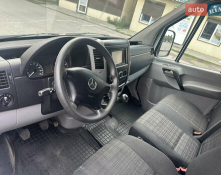 Белый Мерседес Sprinter, объемом двигателя 2.2 л и пробегом 352 тыс. км за 15500 $, фото 7 на Automoto.ua