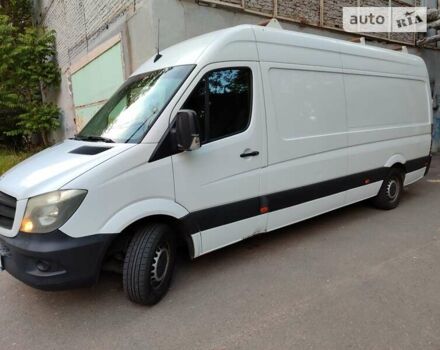 Белый Мерседес Sprinter, объемом двигателя 2.15 л и пробегом 273 тыс. км за 12200 $, фото 2 на Automoto.ua