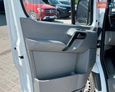 Белый Мерседес Sprinter, объемом двигателя 2.2 л и пробегом 275 тыс. км за 14990 $, фото 19 на Automoto.ua