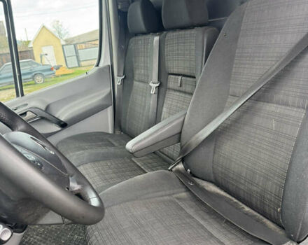 Белый Мерседес Sprinter, объемом двигателя 2.14 л и пробегом 305 тыс. км за 16000 $, фото 13 на Automoto.ua