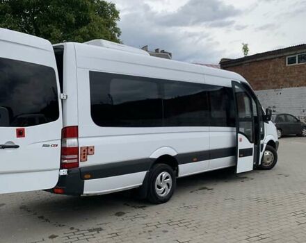 Білий Мерседес Sprinter, об'ємом двигуна 2.14 л та пробігом 420 тис. км за 32500 $, фото 2 на Automoto.ua