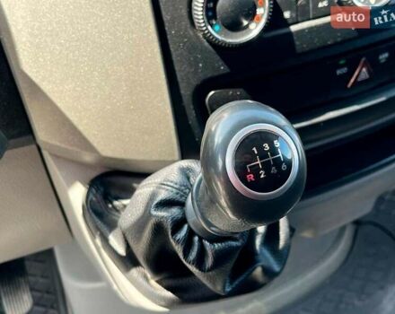 Белый Мерседес Sprinter, объемом двигателя 2.2 л и пробегом 275 тыс. км за 14990 $, фото 11 на Automoto.ua