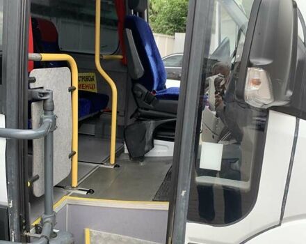 Белый Мерседес Sprinter, объемом двигателя 2.14 л и пробегом 418 тыс. км за 35000 $, фото 12 на Automoto.ua