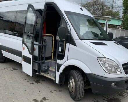 Белый Мерседес Sprinter, объемом двигателя 2.14 л и пробегом 418 тыс. км за 35000 $, фото 5 на Automoto.ua