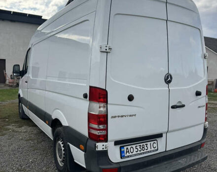 Белый Мерседес Sprinter, объемом двигателя 2.14 л и пробегом 305 тыс. км за 16000 $, фото 4 на Automoto.ua