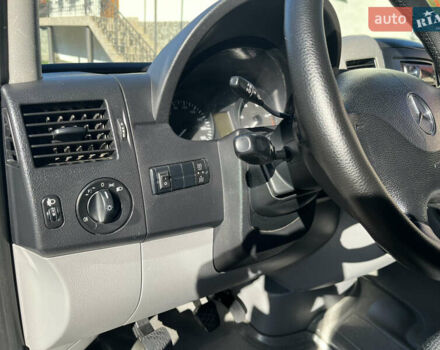 Белый Мерседес Sprinter, объемом двигателя 2.14 л и пробегом 345 тыс. км за 14300 $, фото 9 на Automoto.ua