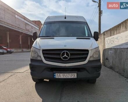 Белый Мерседес Sprinter, объемом двигателя 2.15 л и пробегом 760 тыс. км за 12700 $, фото 3 на Automoto.ua