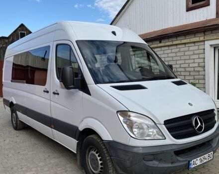 Белый Мерседес Sprinter, объемом двигателя 2.1 л и пробегом 266 тыс. км за 17000 $, фото 1 на Automoto.ua