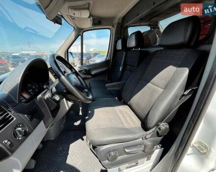 Белый Мерседес Sprinter, объемом двигателя 2.2 л и пробегом 275 тыс. км за 14990 $, фото 18 на Automoto.ua