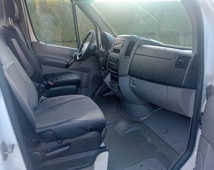 Белый Мерседес Sprinter, объемом двигателя 2.2 л и пробегом 448 тыс. км за 12000 $, фото 3 на Automoto.ua