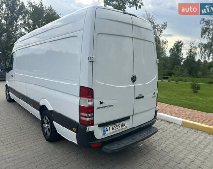Белый Мерседес Sprinter, объемом двигателя 2.2 л и пробегом 352 тыс. км за 15500 $, фото 2 на Automoto.ua