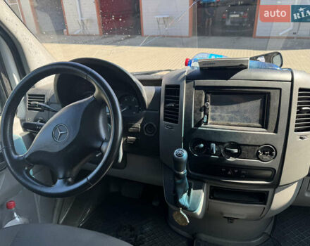 Білий Мерседес Sprinter, об'ємом двигуна 2.14 л та пробігом 600 тис. км за 18500 $, фото 2 на Automoto.ua