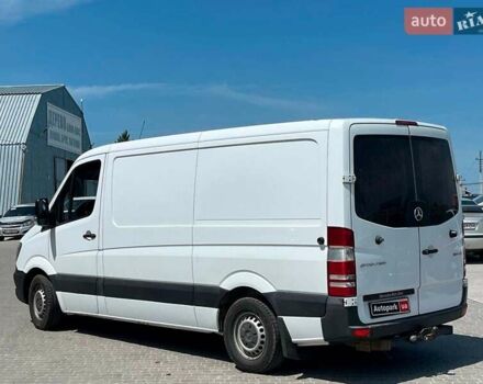 Белый Мерседес Sprinter, объемом двигателя 2.2 л и пробегом 275 тыс. км за 14990 $, фото 1 на Automoto.ua