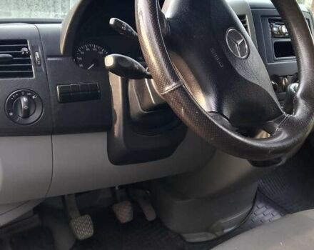 Белый Мерседес Sprinter, объемом двигателя 2.1 л и пробегом 198 тыс. км за 13500 $, фото 5 на Automoto.ua