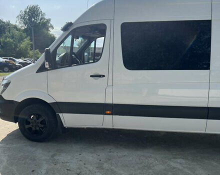 Белый Мерседес Sprinter, объемом двигателя 3 л и пробегом 403 тыс. км за 24300 $, фото 3 на Automoto.ua
