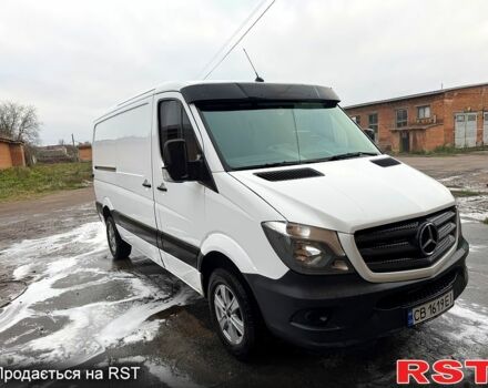 Белый Мерседес Sprinter, объемом двигателя 2.1 л и пробегом 370 тыс. км за 12800 $, фото 2 на Automoto.ua