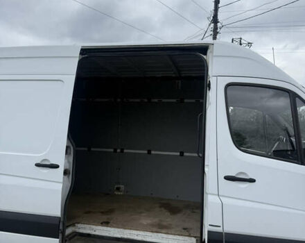 Белый Мерседес Sprinter, объемом двигателя 2.14 л и пробегом 557 тыс. км за 12500 $, фото 5 на Automoto.ua