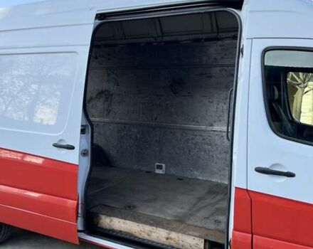 Белый Мерседес Sprinter, объемом двигателя 2.2 л и пробегом 400 тыс. км за 11500 $, фото 11 на Automoto.ua