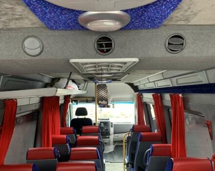Белый Мерседес Sprinter, объемом двигателя 2.14 л и пробегом 418 тыс. км за 35000 $, фото 10 на Automoto.ua