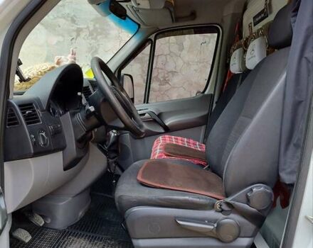 Белый Мерседес Sprinter, объемом двигателя 2.14 л и пробегом 370 тыс. км за 16000 $, фото 6 на Automoto.ua