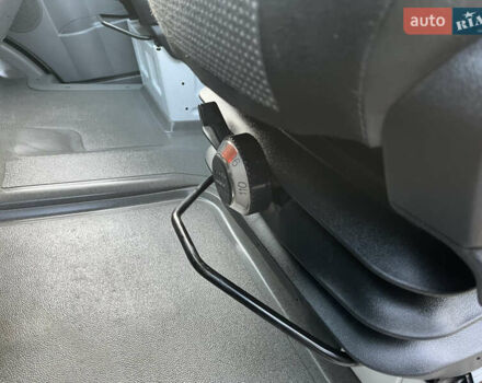 Білий Мерседес Sprinter, об'ємом двигуна 2.14 л та пробігом 345 тис. км за 14300 $, фото 6 на Automoto.ua