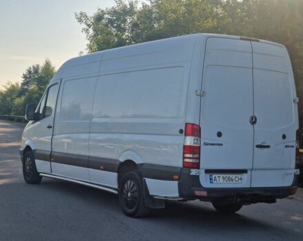 Белый Мерседес Sprinter, объемом двигателя 2.1 л и пробегом 500 тыс. км за 5999 $, фото 2 на Automoto.ua