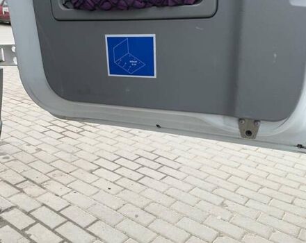 Белый Мерседес Sprinter, объемом двигателя 2.14 л и пробегом 418 тыс. км за 35000 $, фото 13 на Automoto.ua