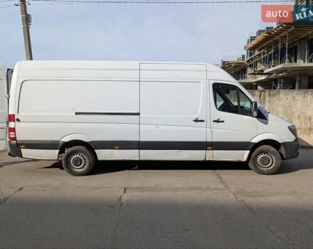 Белый Мерседес Sprinter, объемом двигателя 2.15 л и пробегом 760 тыс. км за 12700 $, фото 2 на Automoto.ua