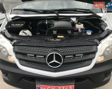 Белый Мерседес Sprinter, объемом двигателя 2.9 л и пробегом 189 тыс. км за 33900 $, фото 51 на Automoto.ua