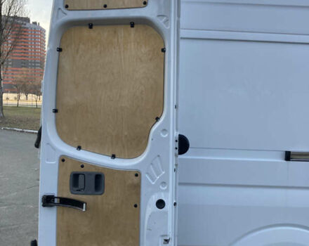 Белый Мерседес Sprinter, объемом двигателя 2.14 л и пробегом 308 тыс. км за 18899 $, фото 16 на Automoto.ua