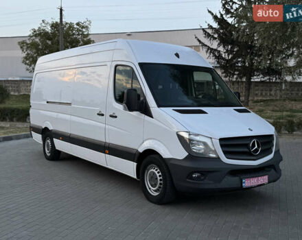 Белый Мерседес Sprinter, объемом двигателя 2.2 л и пробегом 289 тыс. км за 18900 $, фото 1 на Automoto.ua